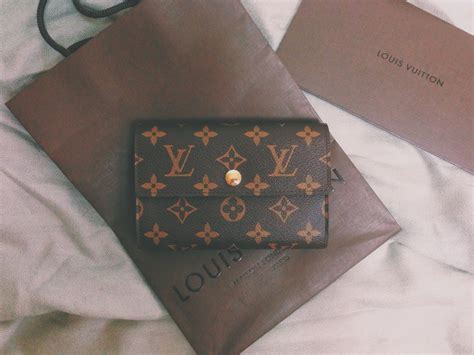 louis vuitton alexandre wallet|louis vuitton wallet yellow inside.